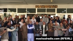د بلوچستان عوامي پارټۍ مرور غړي چې د اعلا وزیر جام کمال د استعفا غوښتنه کوي