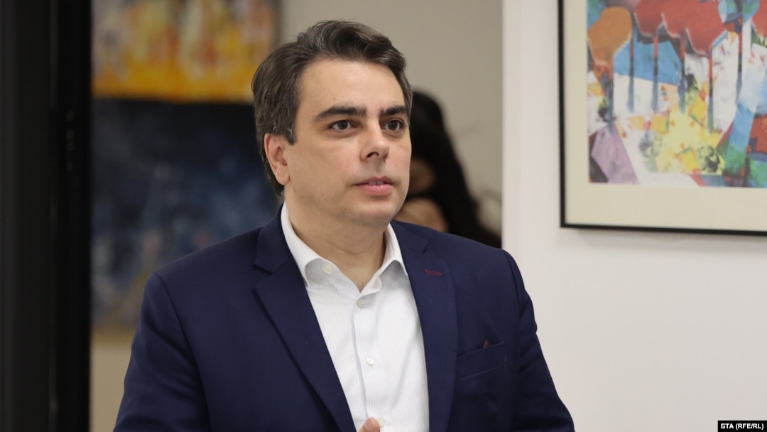 Вицепремиерът и финансов министър Асен Василев