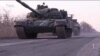 Украина кыргызстандык туткунду Орусияга өткөрдү, Ошто дагы сел жүрдү