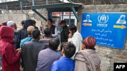 له پاکستانه یو شمېر ستنیدونکي افغانان
