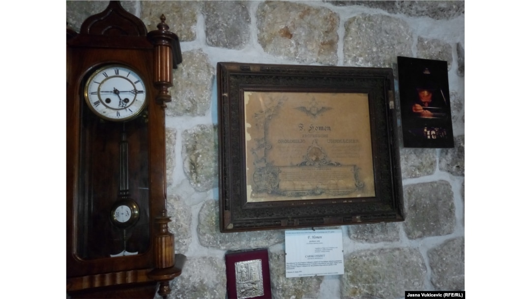 Carski dekret o zahvalnosti profesoru urarskog zanata Franju Homenu. Kotor, 16. april 2024.