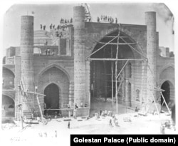 Tährandaky Sepahsalar metjidiniň gurluşygy 1800-nji ýyllaryň ahyrynda