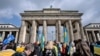 Рада ЄС продовжила тимчасовий захист для українців до 2026 року