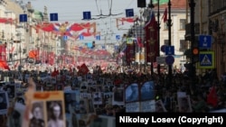 Шествие "Бессмертного полка" в Петербурге