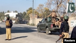 په بنو کې پر پوليسو په وار وار حملې شوې دي. پخوانی انځور