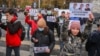 Участники акции протеста в Бишкеке, 24 октября 2022 г.