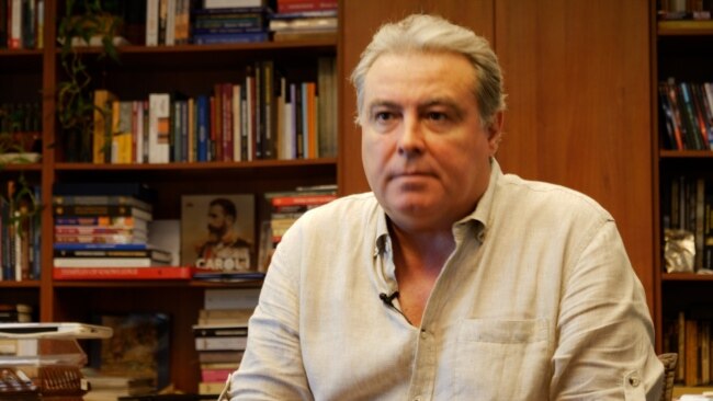 Adrian Cioroianu: Nu Internele trebuie să administreze arhivele