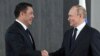 Садыр Жапаров и Владимир Путин. 