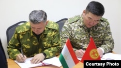 Раҷабалӣ Раҳмоналӣ ва Уралбек Шаршеев