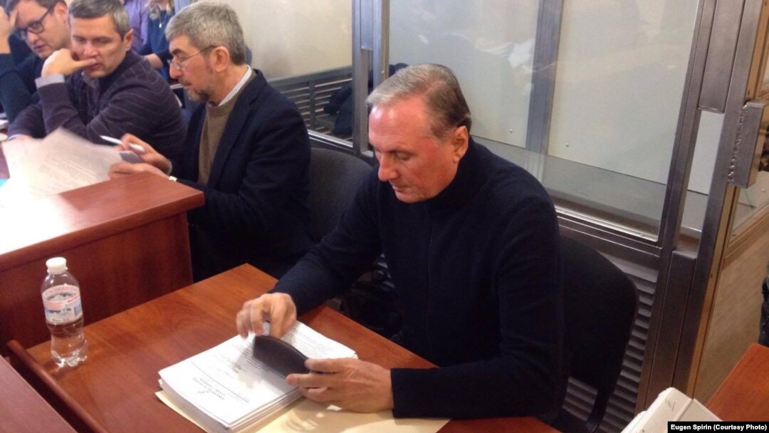 Олександр Єфремов на одному з попередніх засідань суду, 9 лютого 2017 року