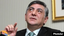 Խաչատուր Սուքիասյան, արխիվ