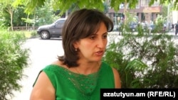 Ինեսսա Պետրոսյան, արխիվ