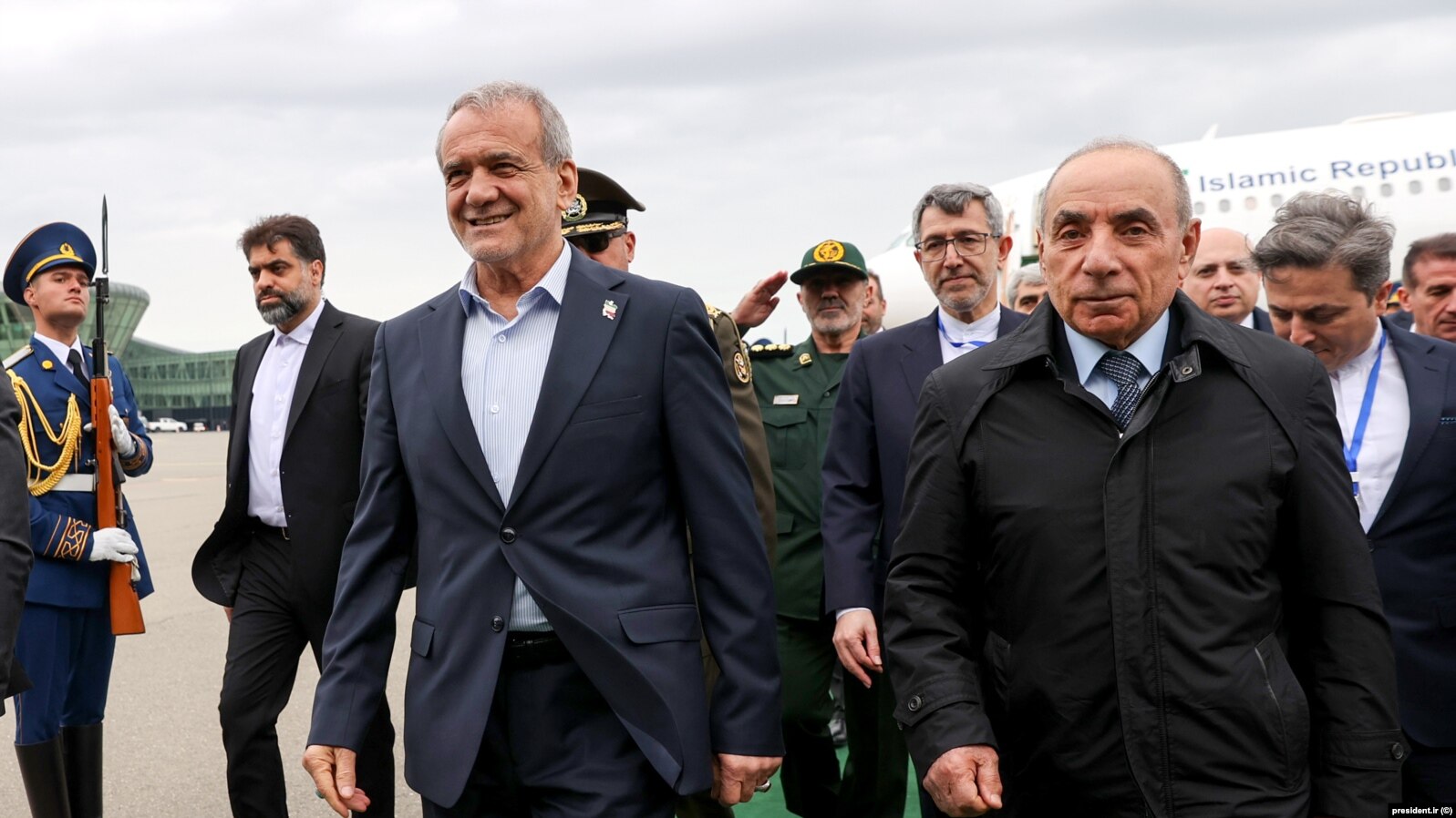 Məsud Pezeşkian Azərbaycana rəsmi səfərə gəlib