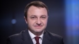 Тарас Кремінь, Уповноважений із захисту державної мови, про Володимира Зеленського: «Ми не знайомі. Відповідно у нас не було зустрічей. Відповідно з Офісу президента мені ще ніхто не телефонував. Але я сподіваюся, що у нас така співпраця буде»
