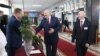 Лукашэнка прыйшоў на выбарчы ўчастак бяз Колі. І расказаў, за каго галасаваў