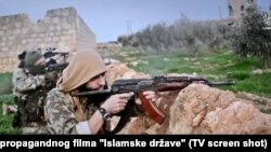 Insert iz propagandnog filma IDIL-a , objavljenog u julu 2015.