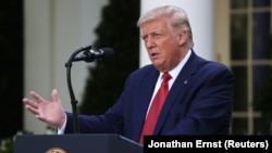 Американ Цхьаьнатоьхначу Штатийн президент Трамп Дональд