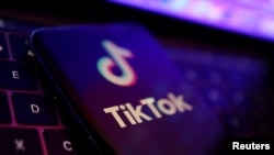 Ovo je drugi put da se ime Microsofta povezuje s mogućom kupovinom TikToka. Godine 2020, Microsoft je bio glavni ponuđač, ali pregovori o kupovini aplikacije su propali.