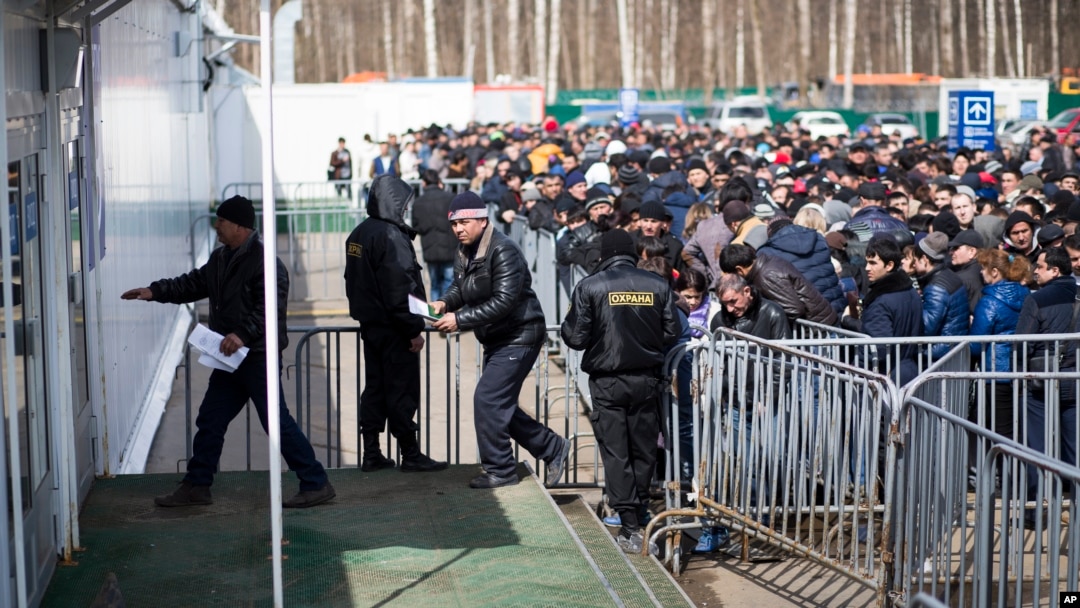 Saxarovo migratsiya markazi. Moskva, 22-aprel, 2015-yil