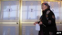 Türkmenistanyň resmi habar agentliginiň maglumatyna görä, tutuş ses berişlikleriň dowamynda ýurt boýunça ses bermäge hukukly ilatyň 96.28 prosenti ses beripdir.