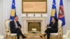 Presidentja e Kosovës, Vjosa Osmani, takon në zyrën e vet, kryetarin e Nismës Socialdemokrate, Fatmir Limaj, 19 maj 2025.