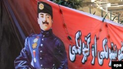 د افغانستان پخوانی پاچا امان الله خان، چې په ۱۹۹۸ کې یې له پخواني برېتانیا څخه د خپل هېواد ازادي ترلاسه کړه