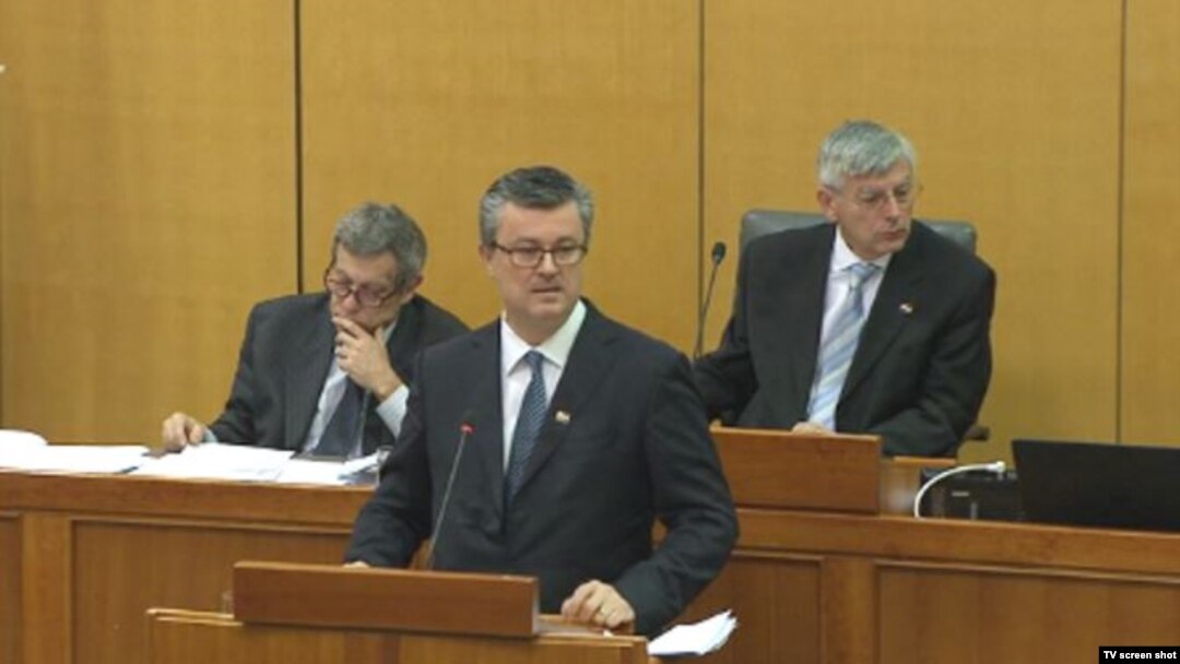Tihomir Orešković u Saboru 22. siječnja 2015.