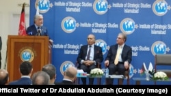 عبدالله وايي، افغانستان پر خپله خاوره هېڅ ترهګر نه غواړي او نه هم کومې ډلې ته اجازه ورکوي چې نورو هېوادونو ته ګواښ پېښ کړي.