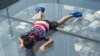 Скляні споруди світу і Київський міст: міцність скла та особливості конструкцій 