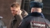 Суд оставил Навального под домашним арестом до 15 февраля