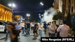 Учасники протесту вимагають відставки голови парламенту, міністра внутрішніх справ та глави Служби держбезпеки