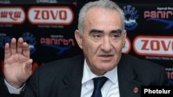 Հանրապետական խմբակցության ղեկավար Գալուստ Սահակյան, արխիվ 