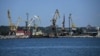 «Используют порты Крыма». Что вывозит РФ из захваченного юга Украины