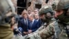 Европанын үч лидери Киевге келди