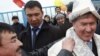 Дамир Мусакеев за А.Атамбаевым 