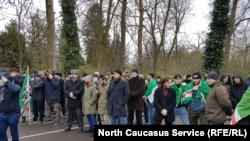 Страсбургехь хIоттийначу митинге бевлла нохчий (архивера сурт)
