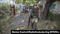 Український військовий біля Богданівки в Донецькій області, вересень 2019 року