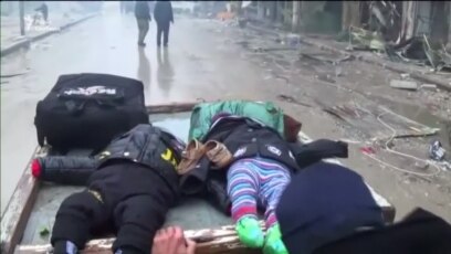 Тисячі людей залишають схід Алеппо (відео)