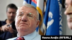 Vojislav Šešelj nije prisustvovao raspravi.
