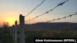 Граница в Баткенской области КР, иллюстративное фото.