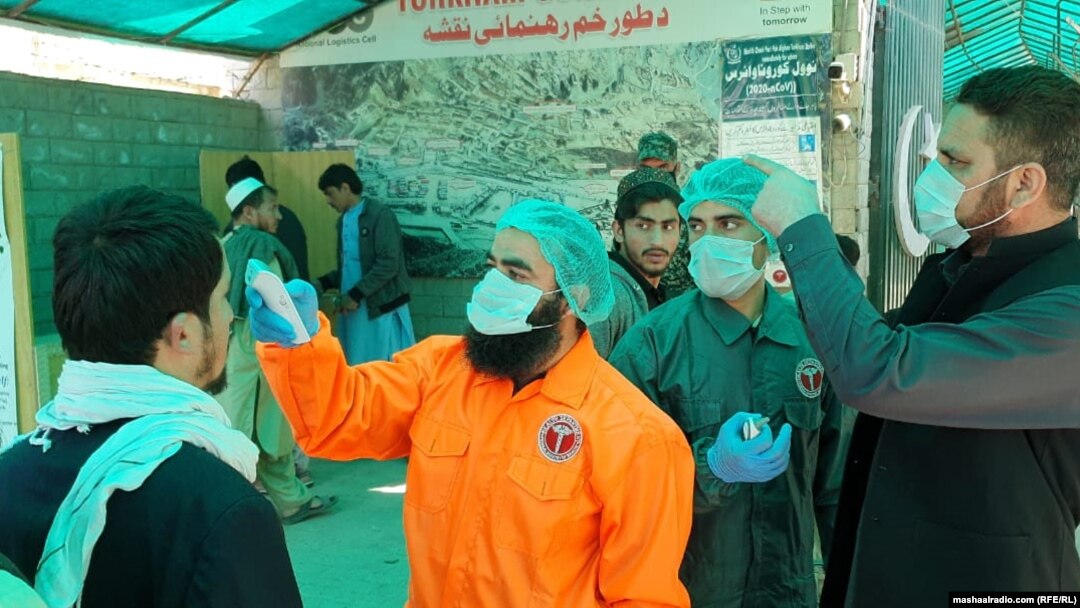  پر طورخم د يو تن تبه کتل کېږي (پخوانی تصویر)