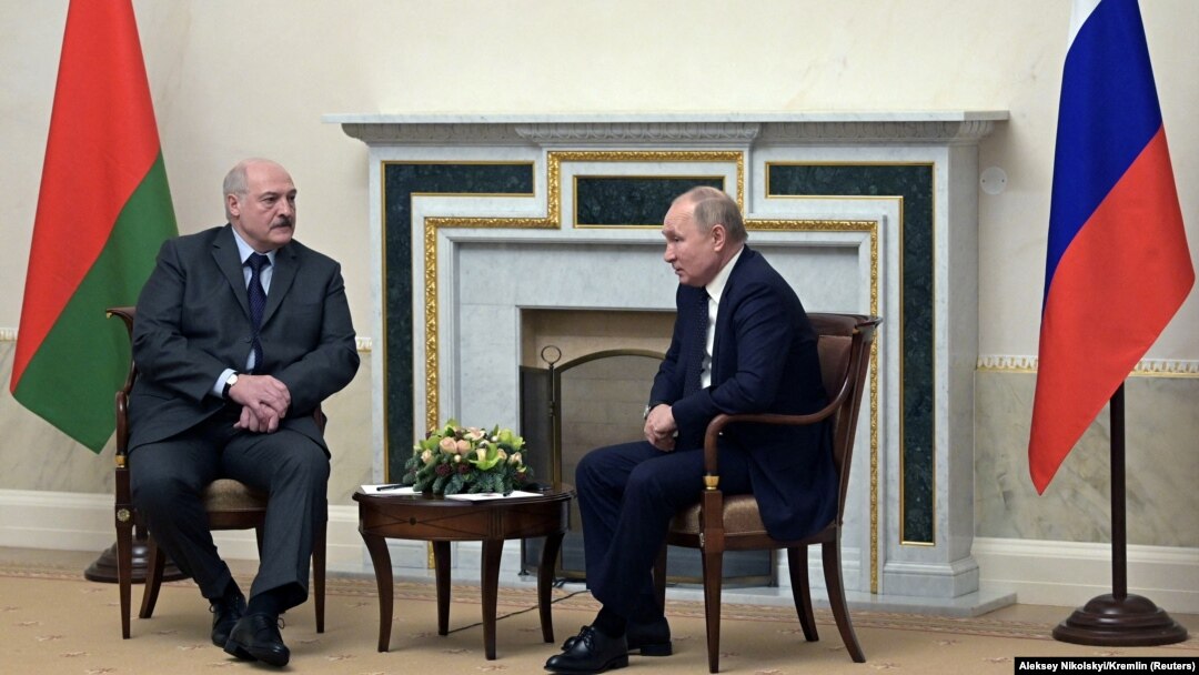 Sastanak lidera Rusije i Belorusije Vladimira Putina (D) i Aleksandra Lukašenka u Sankt Peterburgu, 29. decembar 2021.