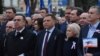 Олександр Захарченко (в центрі) та інші ватажки проросійських угруповань, які контролюють окуповані території Донбасу, на «святкуванні» з нагоди окупації Росією Криму. Фото з сайту тогочасного ватажка угруповання «ДНР» Олександра Захарченка.