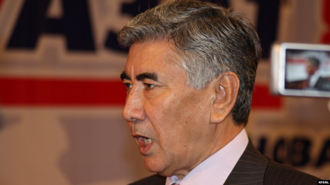 Opposition leader Zharmakhan Tuyakbai described the bill as "yet another attempt to shut everyone up."