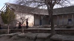 Ҳоли зори як мактаб дар ноҳияи Муъминобод