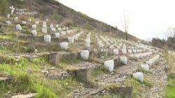"800 თეთრი კორპუსი" იპოდრომის ტრიბუნებზე
