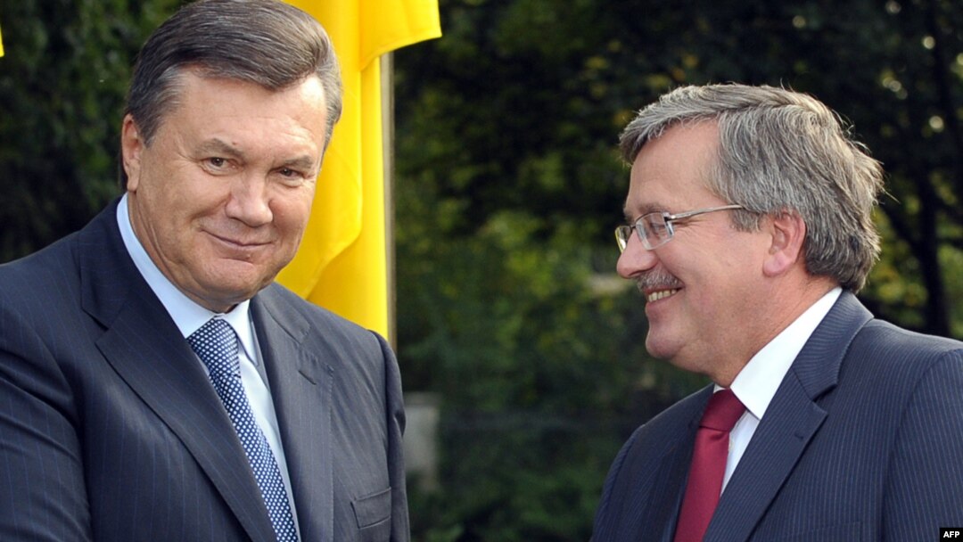 Президент України Віктора Янукович і президент Польщі Броніслав Коморовський на зустрічі в Варшаві, 29 вересня 2011 року