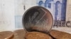 «Па пяцьсот»? 58,5% работнікаў Беларусі маюць заробак да 1000 рублёў