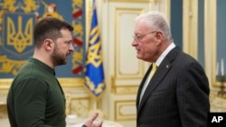 Wolodymyr Zelenski ABŞ-nyň prezidenti Donald Trampyň Ukraina we Russiýa boýunça ýörite wekili Kit Kellog bilen