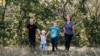 «Гэта вельмі нізка». Берасьцейскую сям’ю пратэстоўцаў выклікалі ў камісію ў справах непаўналетніх